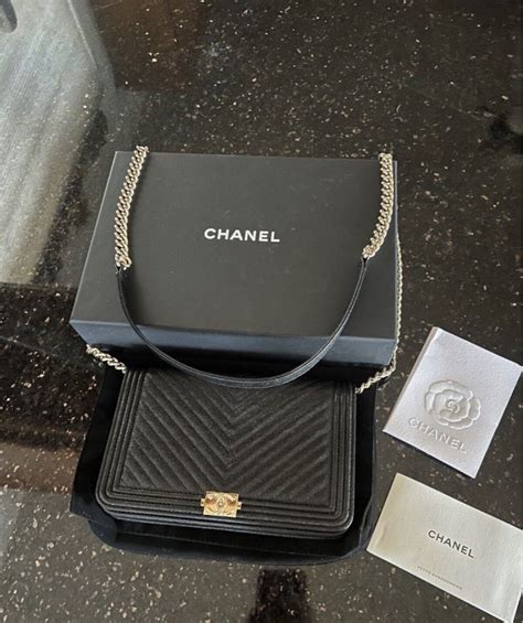 chanel le boy woc